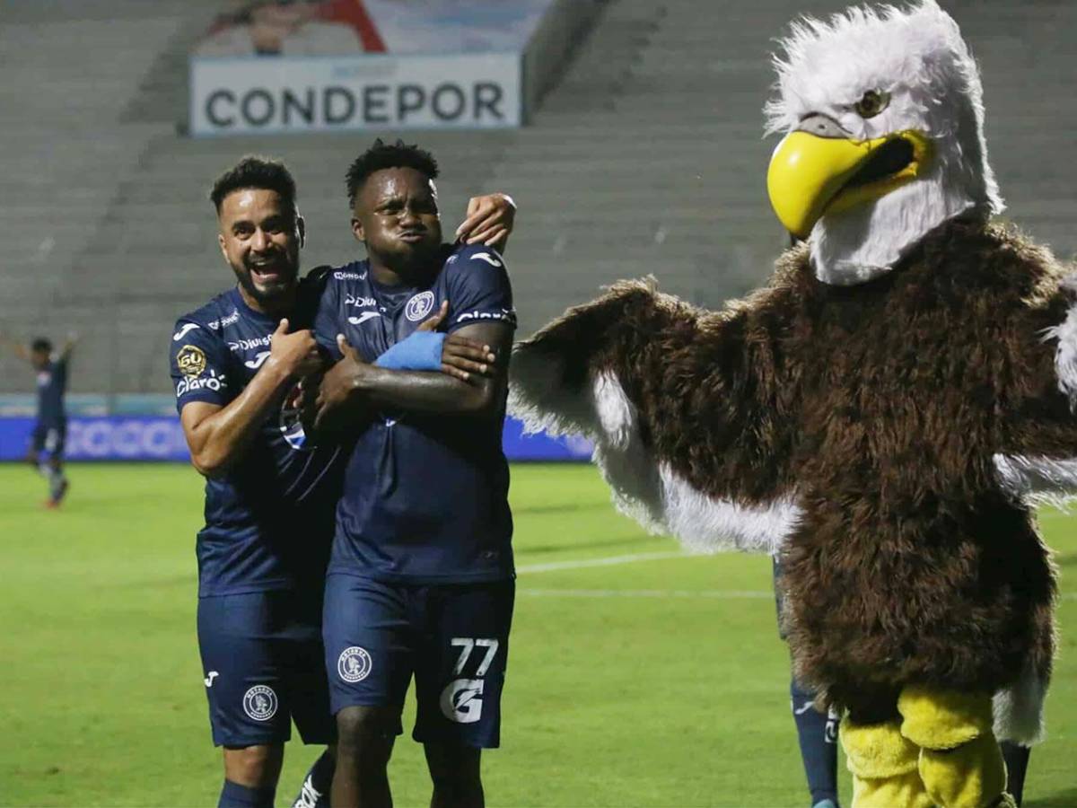 El 'frío' festejo de figura de Motagua, sufrimiento de Real España, susto y enfado