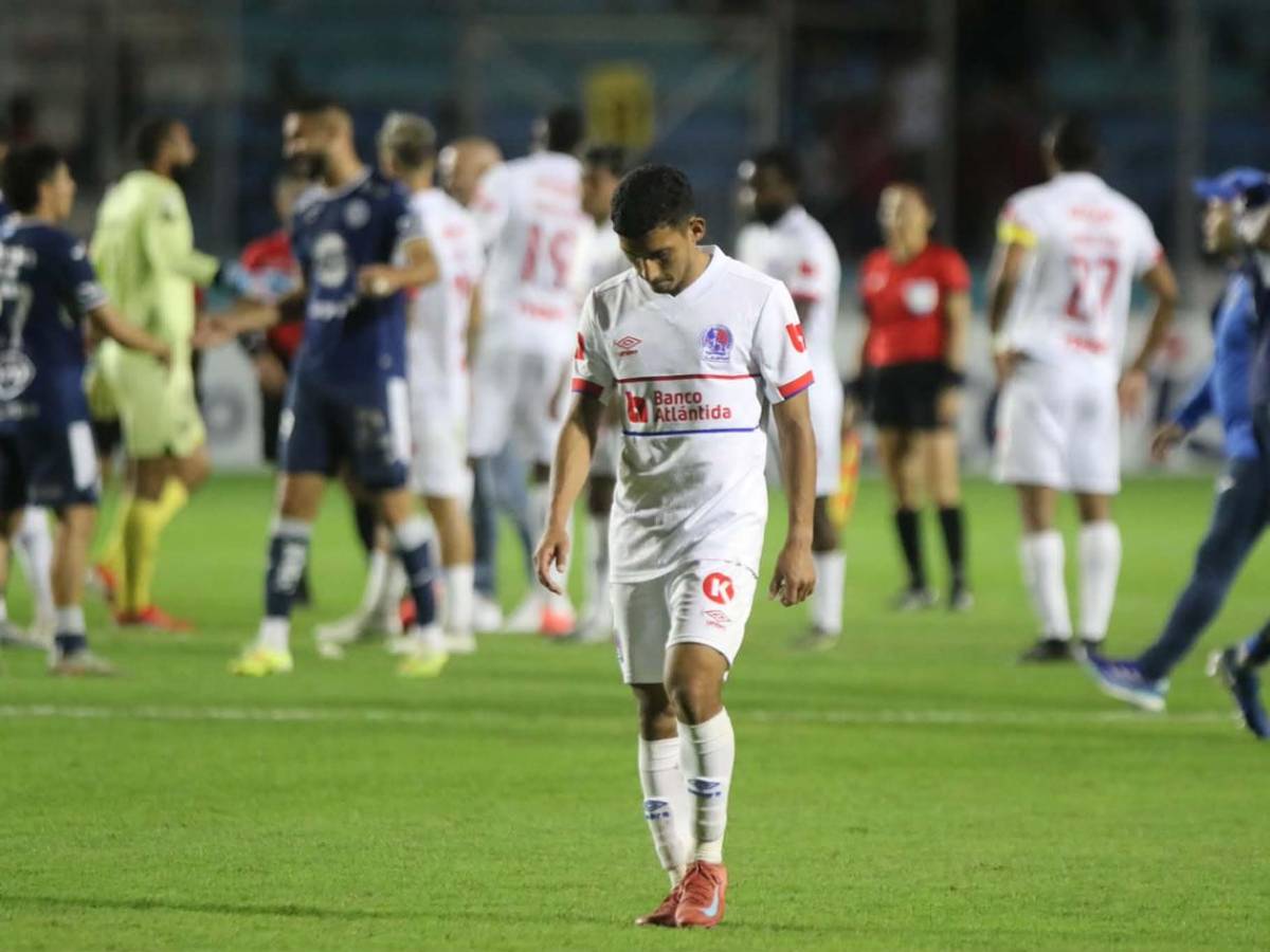 Enfado de Olimpia, dardo de Menjívar a barra de Motagua y festejo de Rodrigo de Olivera