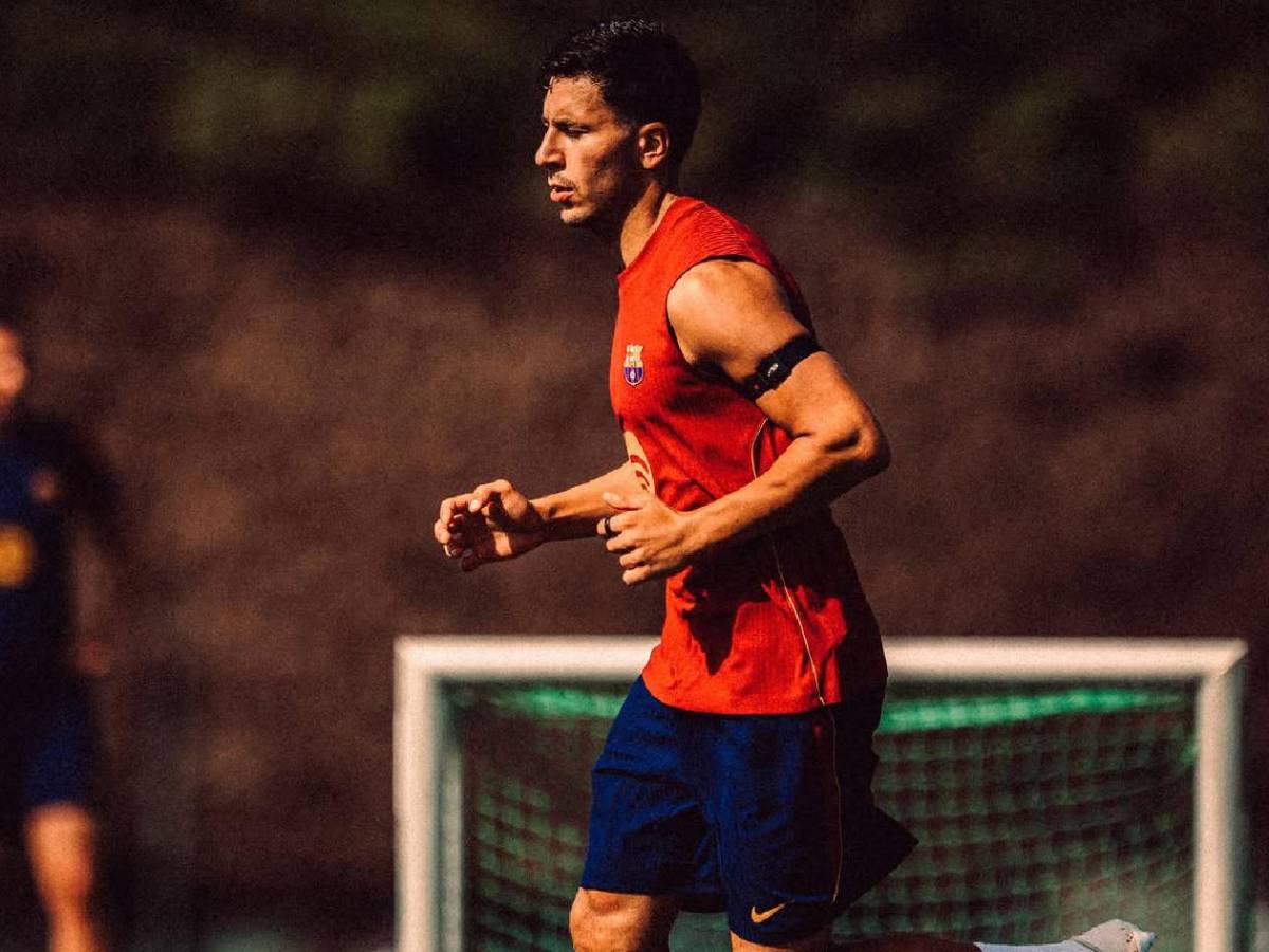 Deco ya se reunió con él: Flick no cuenta con el jugador y se irá del Barcelona