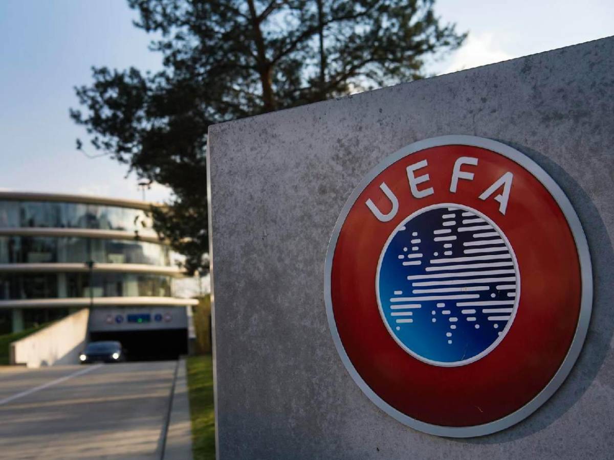 UEFA recibe fuerte denuncia por penal anulado a Julián Álvarez: editado
