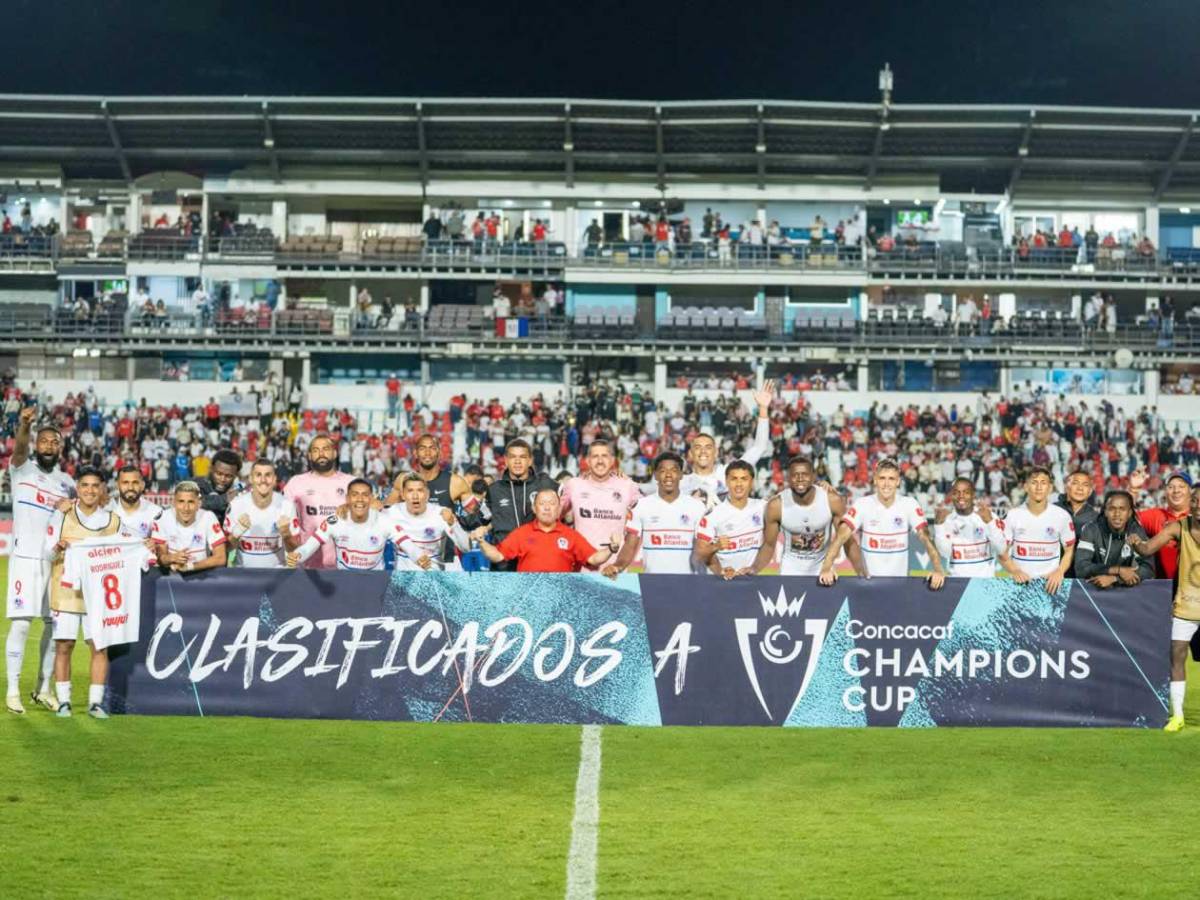 Olimpia de fiesta, doble premio en Concacaf, burla a Motagua y bellas novias de jugadores