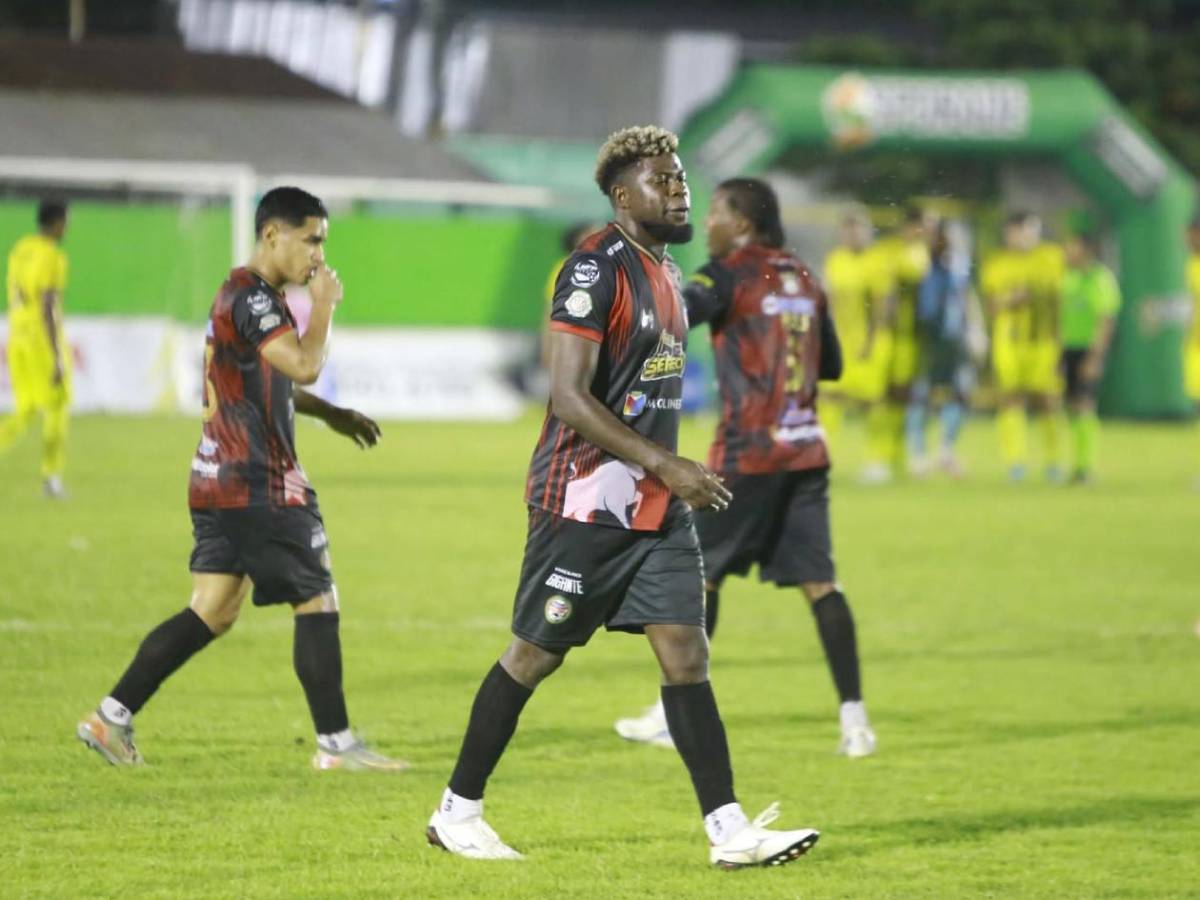 Traición al Real España, locura de Jeaustin, silla voladora y chica misteriosa