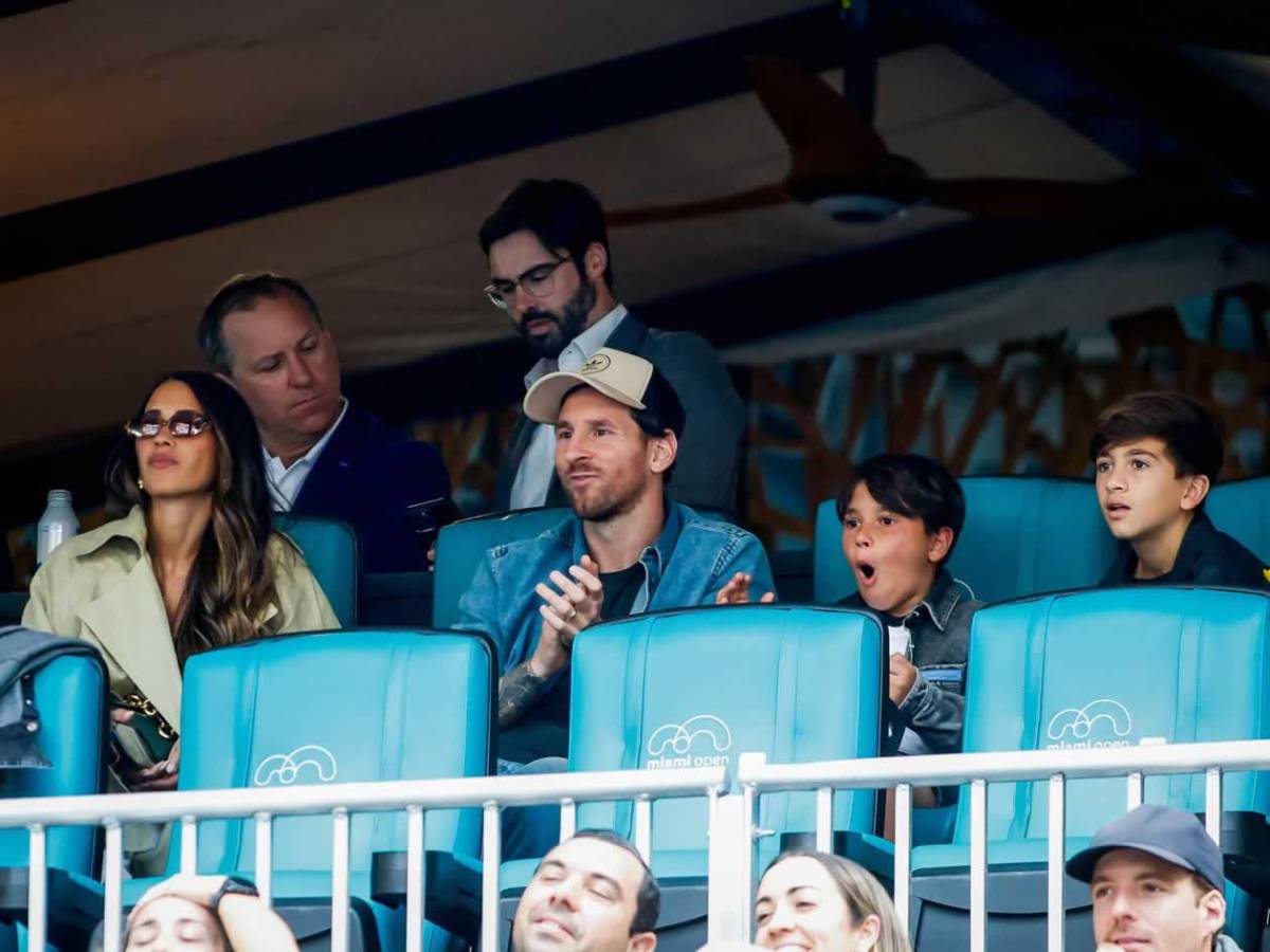 Messi cautiva en juego de Djokovic y le hace inolvidable regalo al tenista