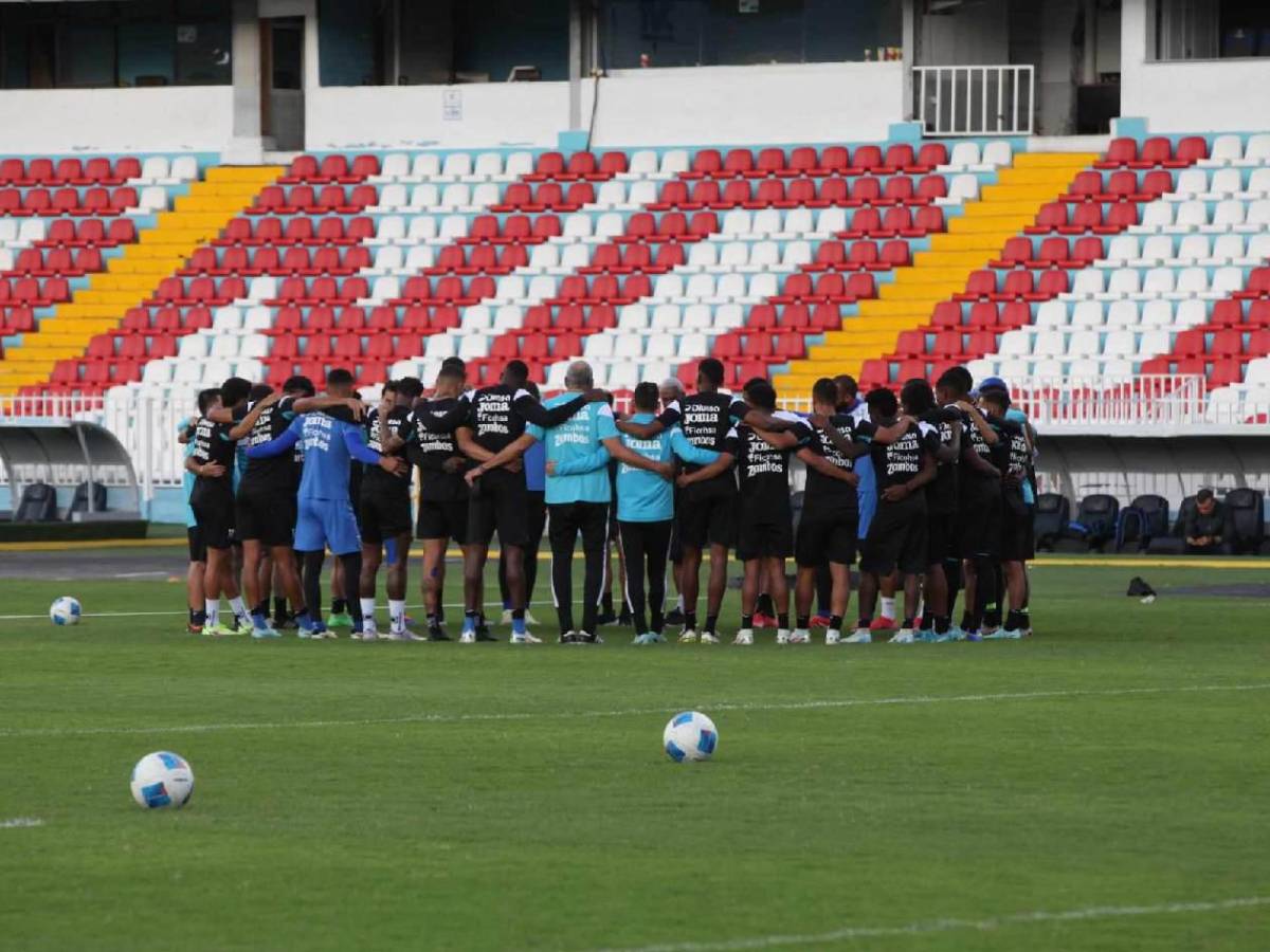 La decisión de Nájar que sorprendió, legionarios presentes y dos no entrenaron