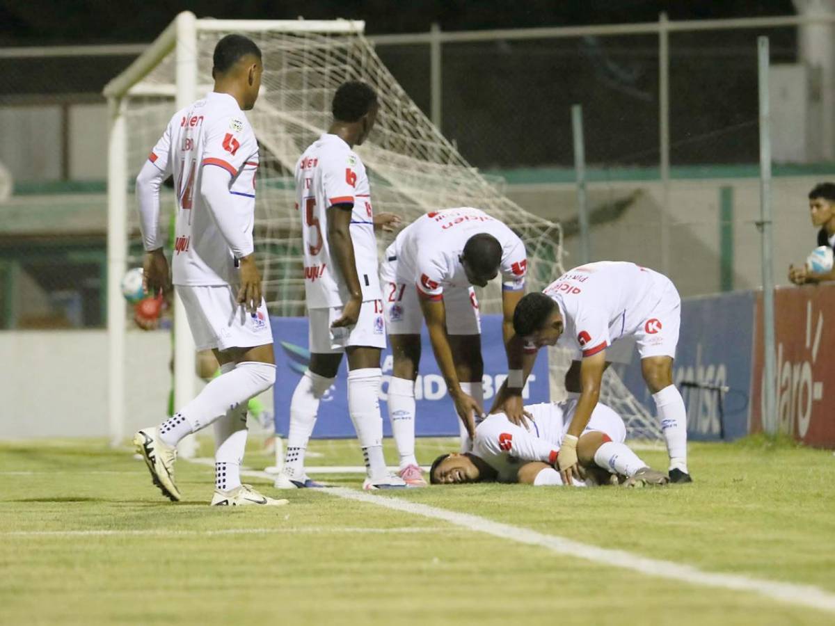 Olimpia celebró en el Clásico, enfado de Platense, sorpresivo regreso y bellas chicas