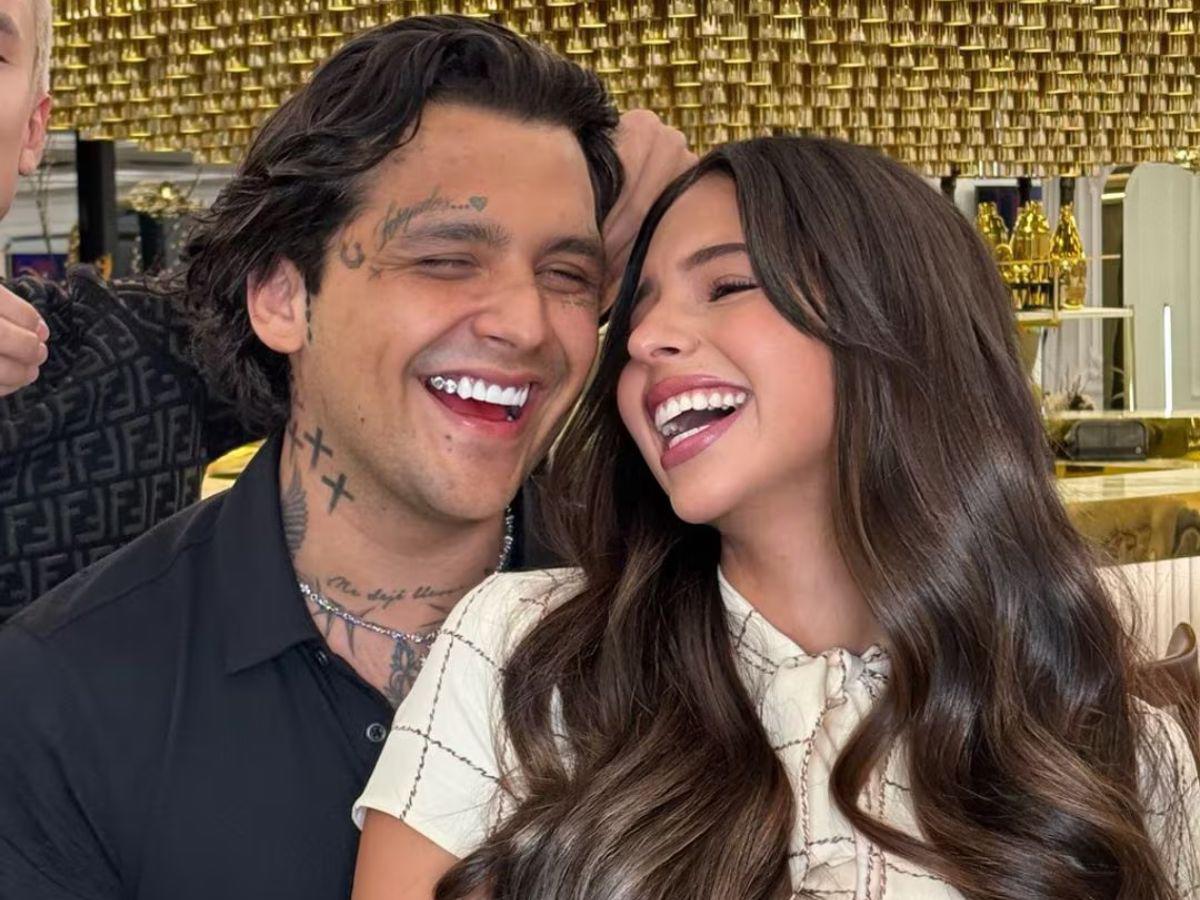 Christian Nodal confiesa que se casó con Ángela en secreto en Roma antes de su boda en México