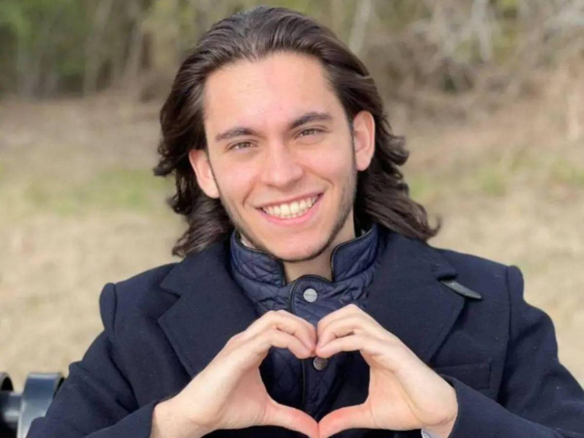 Carlos Espina es el nuevo propietario del Victoria y toma su primera decisión