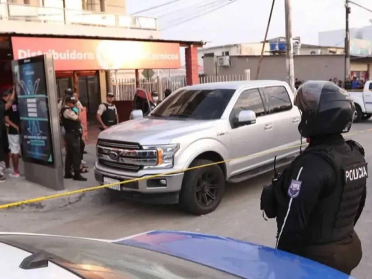 Imágenes sensibles: así mataron al futbolista del Barcelona SC y un detenido