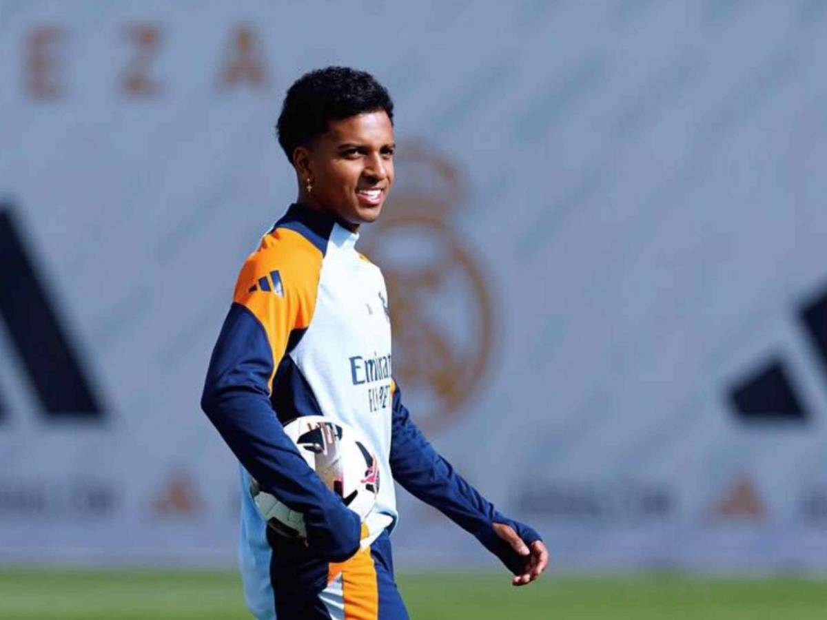 Rodrygo es la novedad en la convocatoria del Real Madrid para el duelo ante el AC Milan en la Champions League.