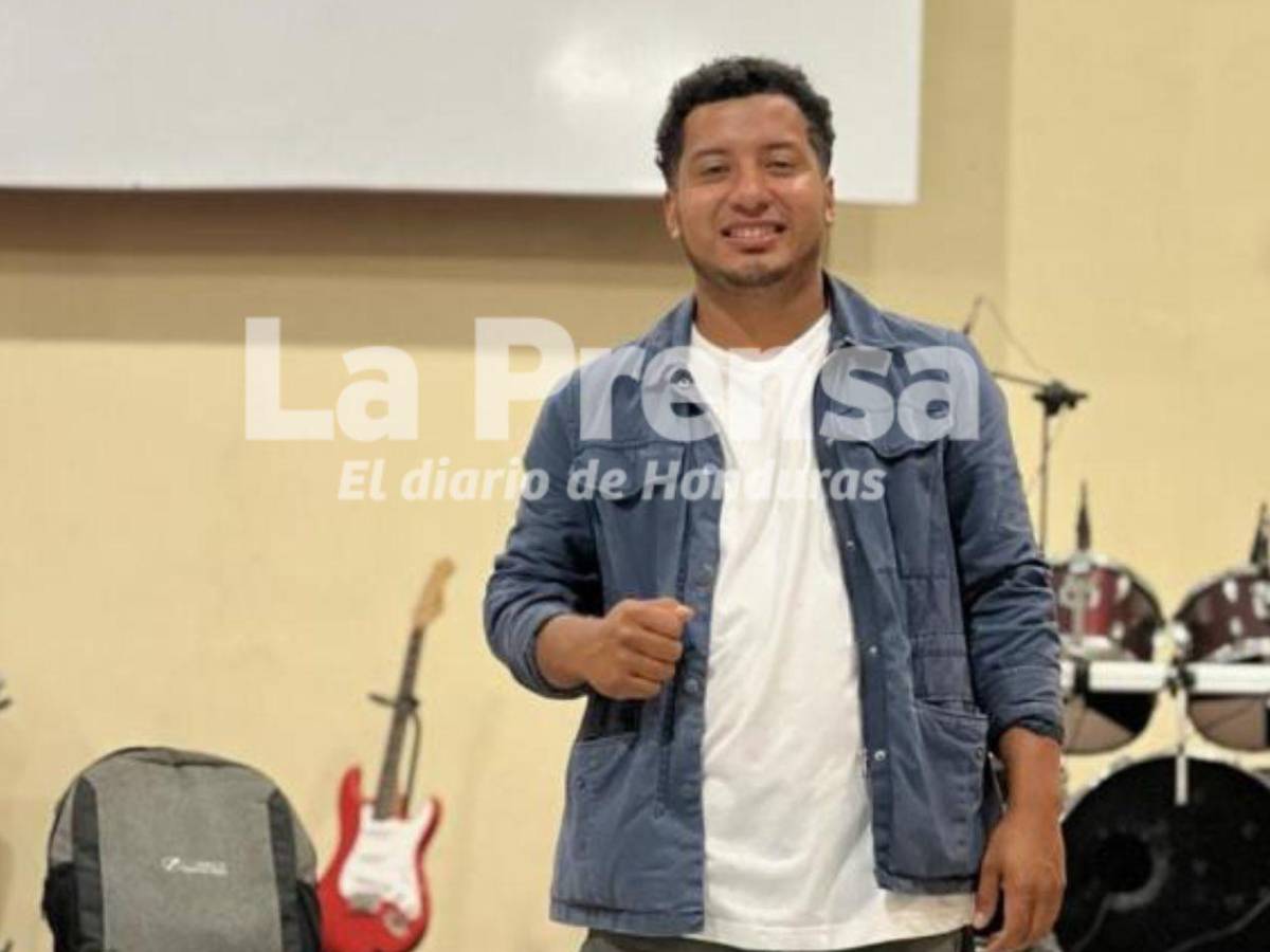 Periodista hondureño sale a buscar tomas desde la montaña y termina mordido por serpiente