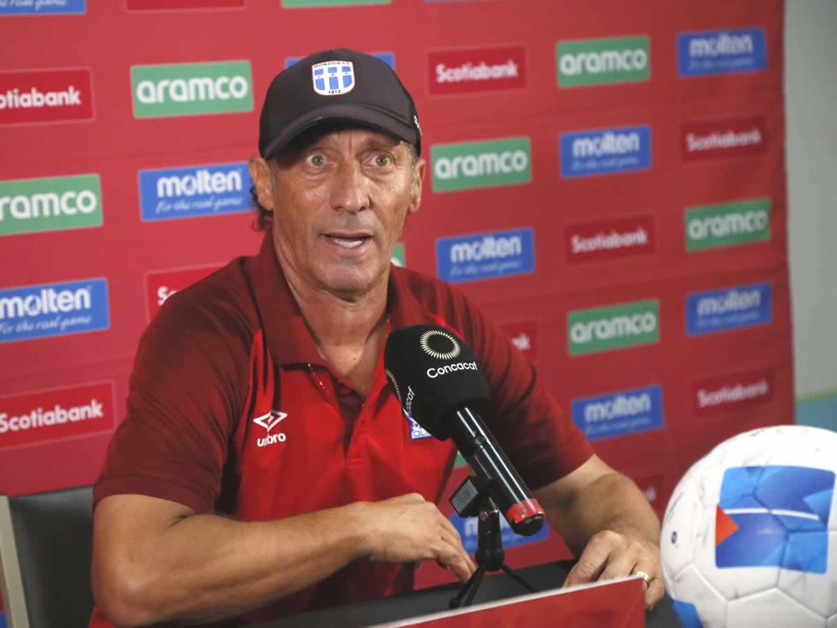 El entrenador del Olimpia se mostró dolido por la eliminación.