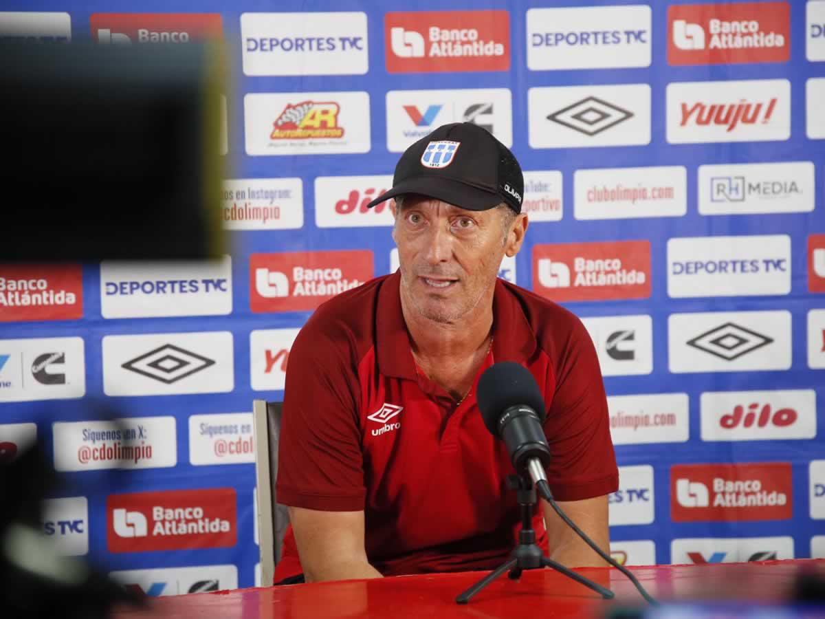 Troglio dice que ya no irá a conferencias: “No me quiero volver antipático”