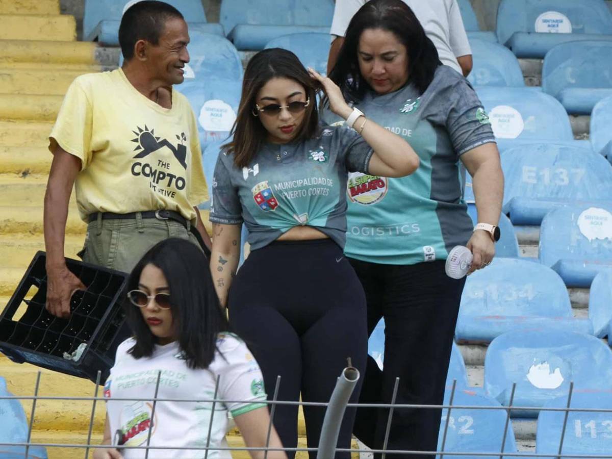 Bellas chicas cautivan, show del DT de Motagua y la fuerte lluvia en el Olimpia - Olancho