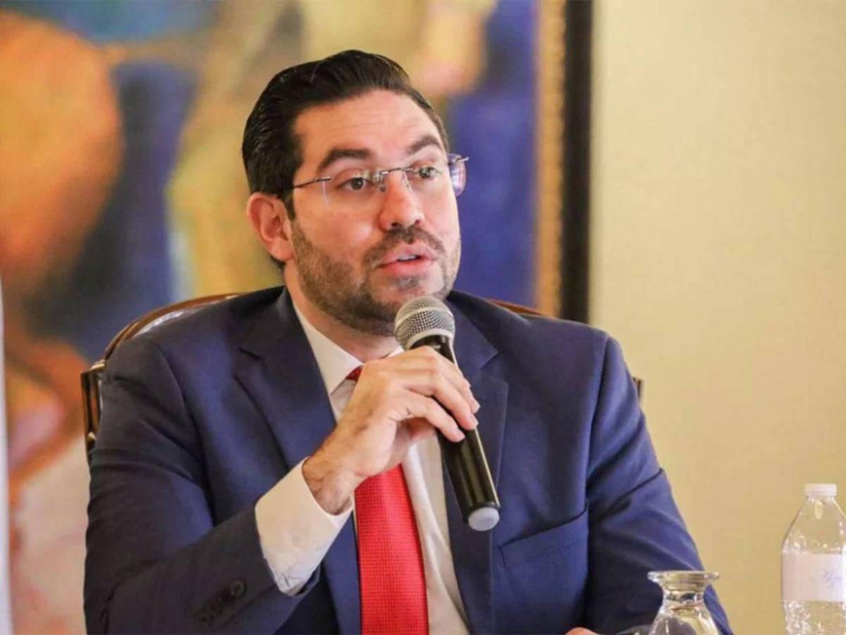 Jorge Cálix critica a Nasralla: “Se hincó ante narcotraficantes”