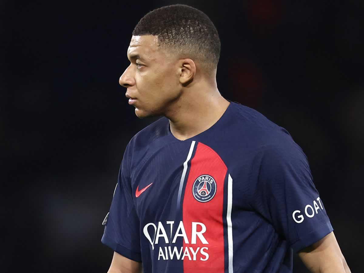 La sorpresiva decisión de Luis Enrique con Mbappé tras anunciar que se va del PSG