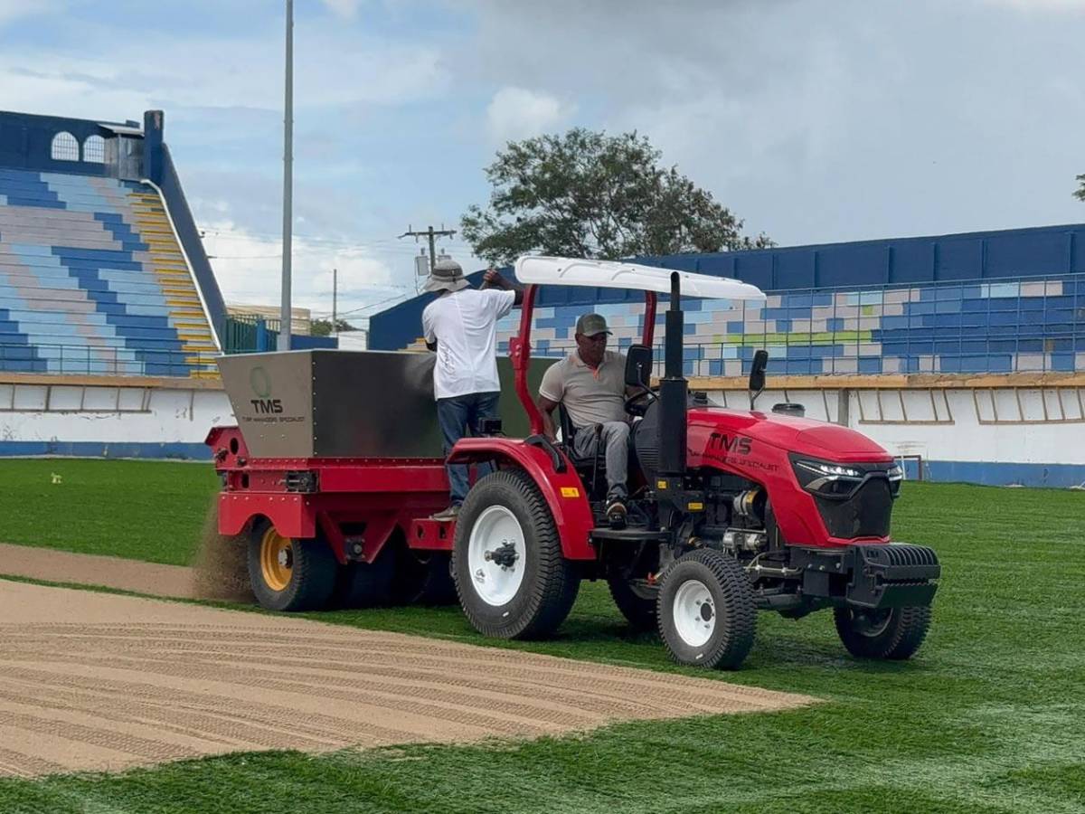 ¡Belleza! Así avanza la remodelación y nueva grama de otro estadio de Liga Nacional