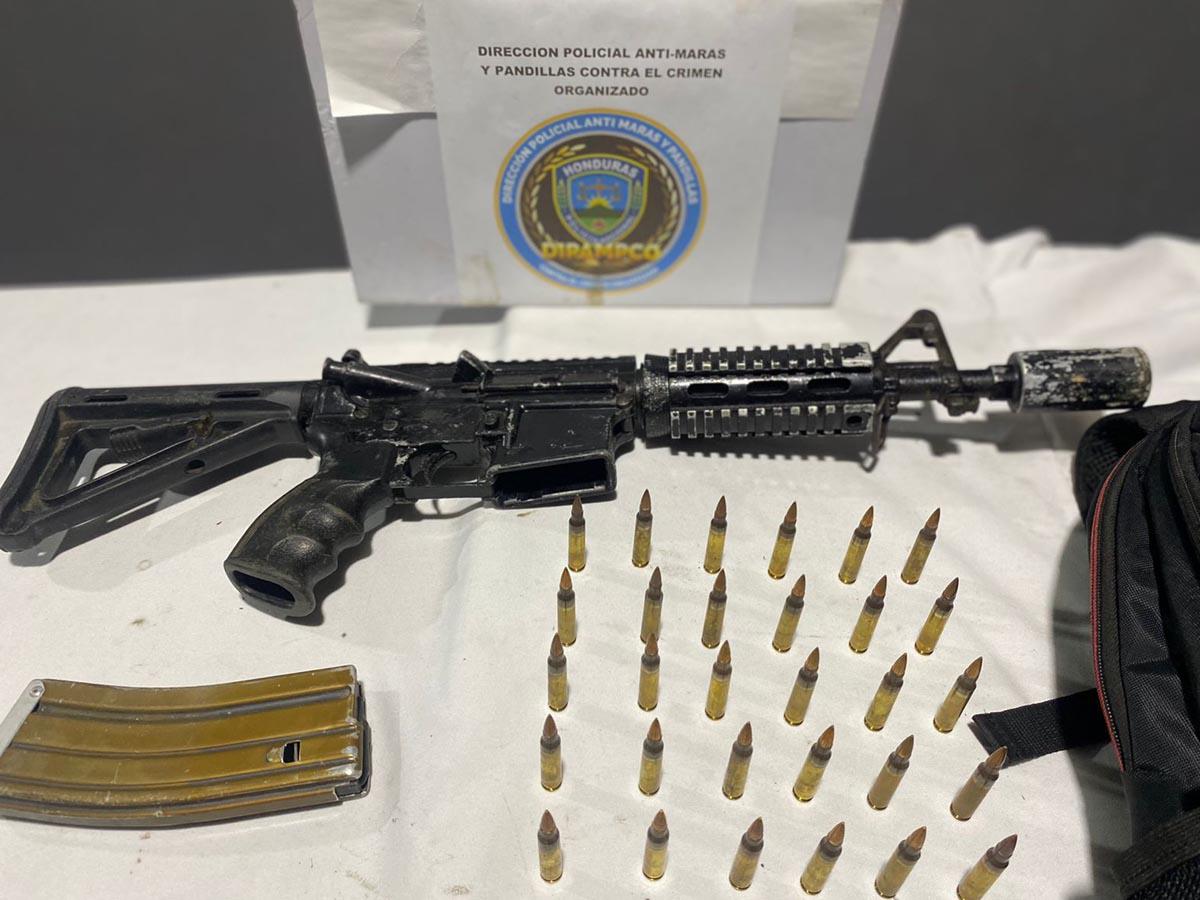 Una de las armas decomisadas.