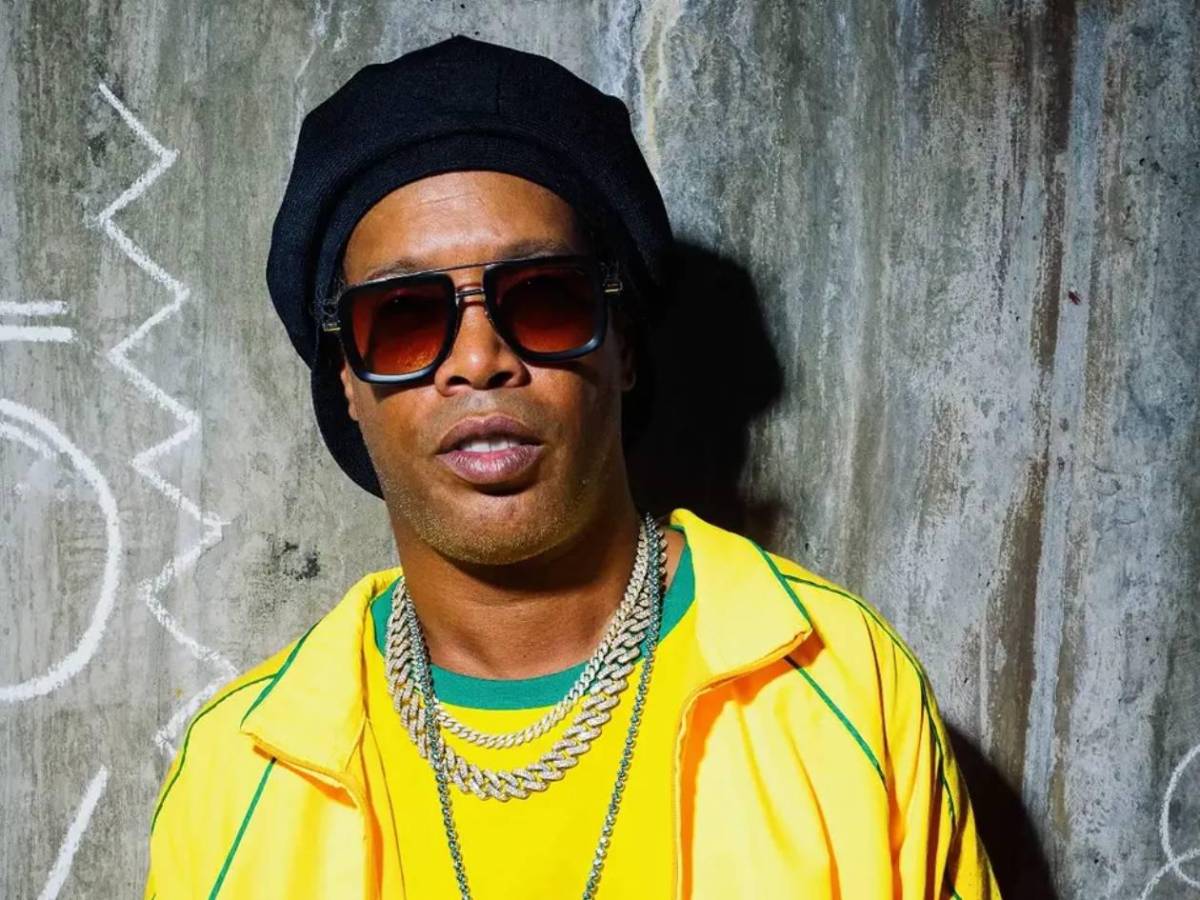 ¡Insólito! Ronaldinho sale del retiro y vuelve al fútbol: Inscrito por impensado club