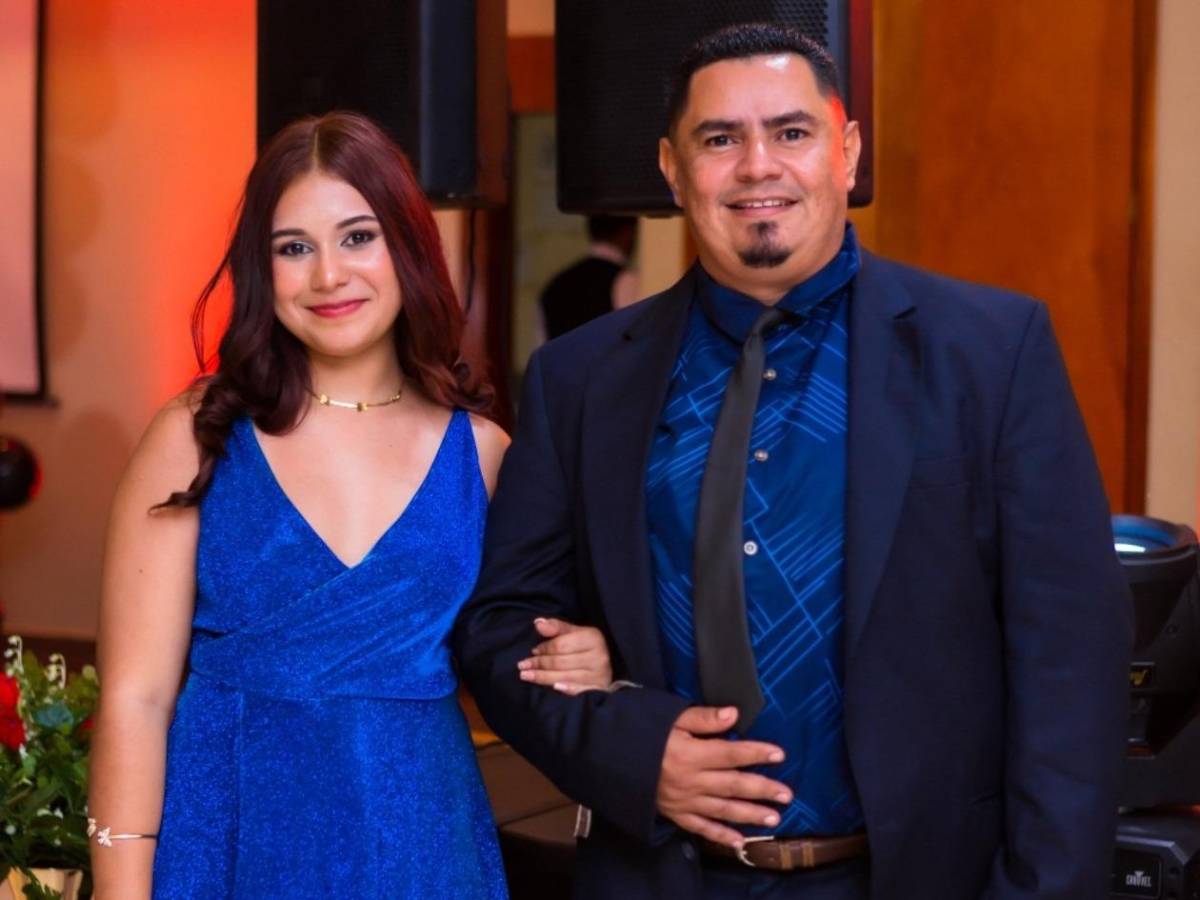 Seniors de la Saint Paul Academy celebran su logro académico