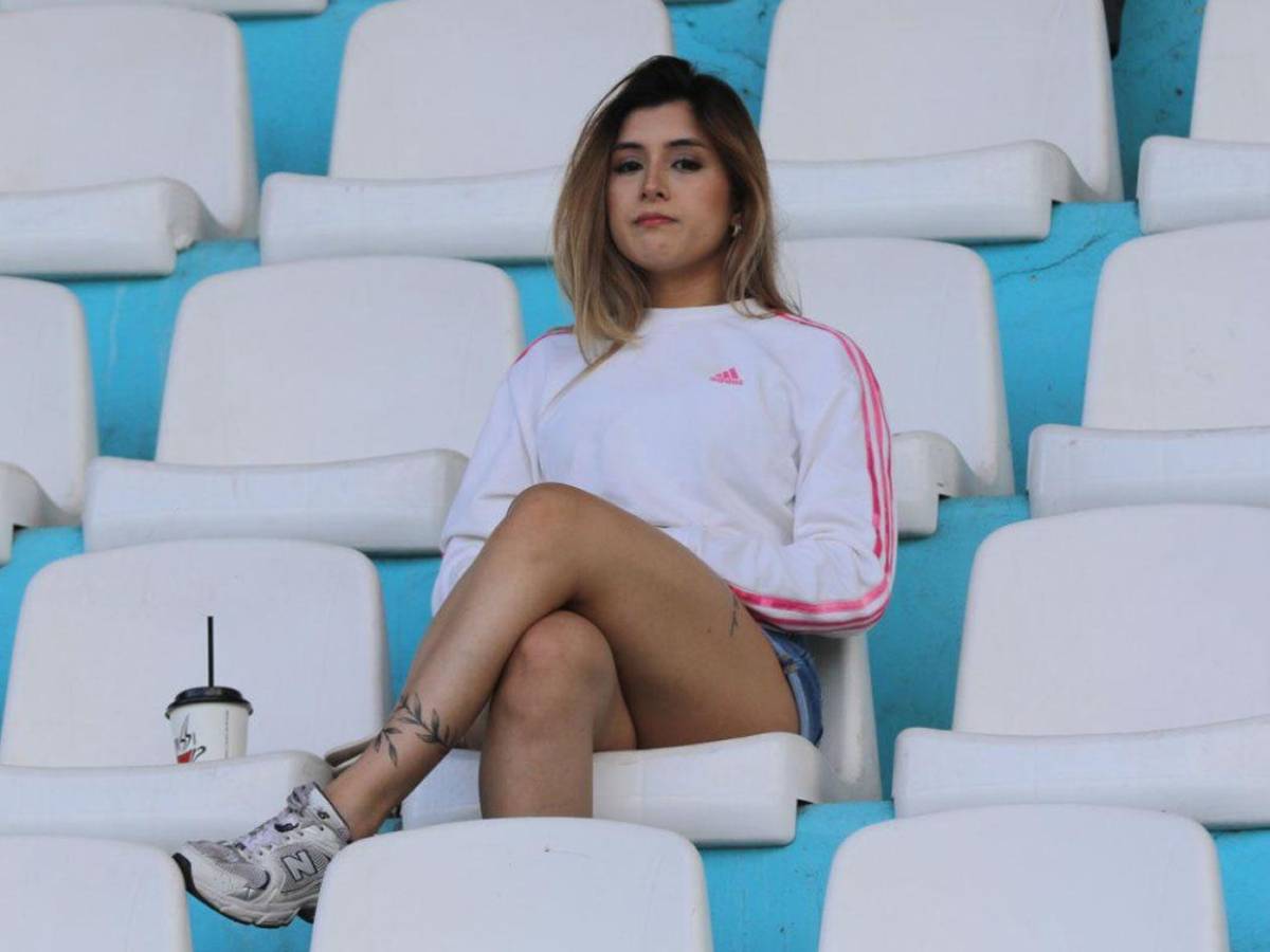 Ellas adornan el Olimpia vs Marathón: las bellas chicas del Nacional