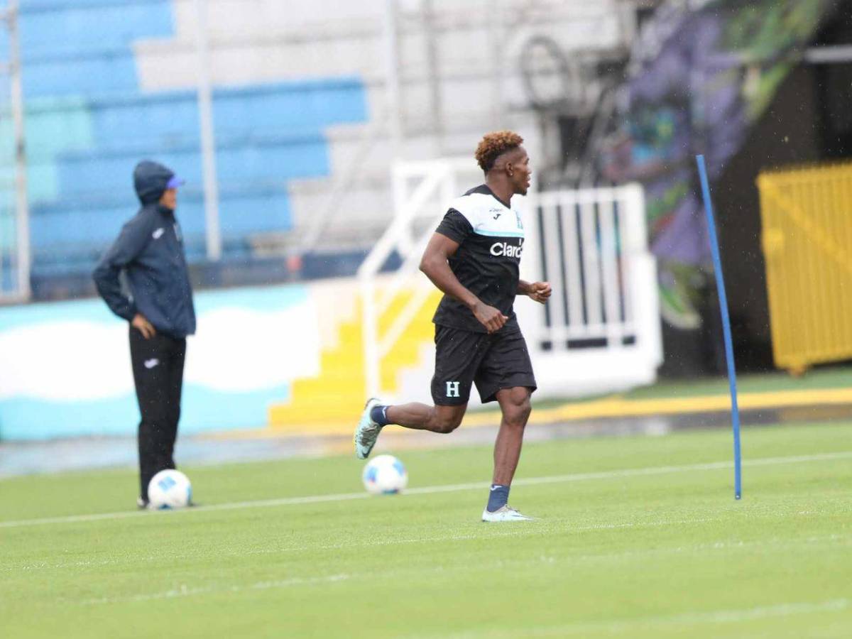 Selección de Honduras afina detalles para sus duelos eliminatorios