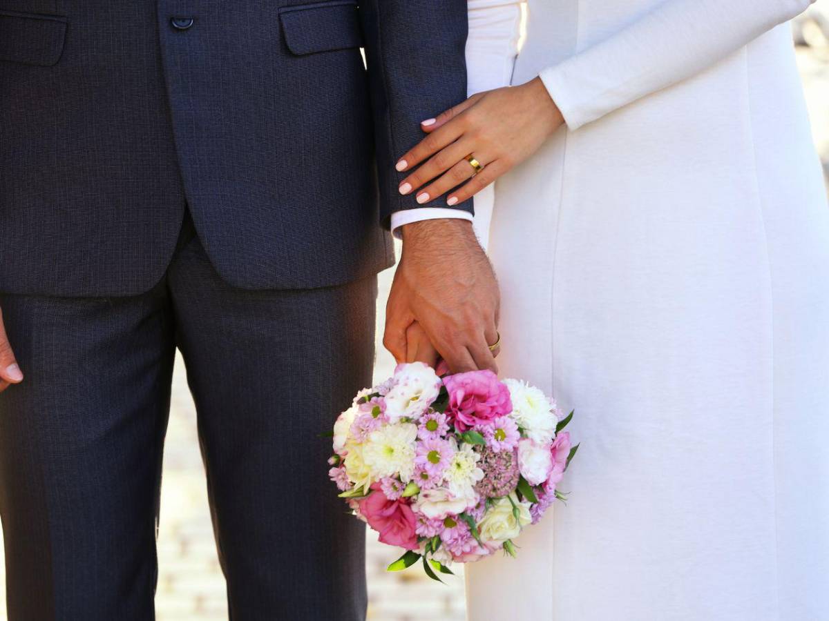 Detienen a seis personas por organizar matrimonios falsos para obtener residencia en EE UU