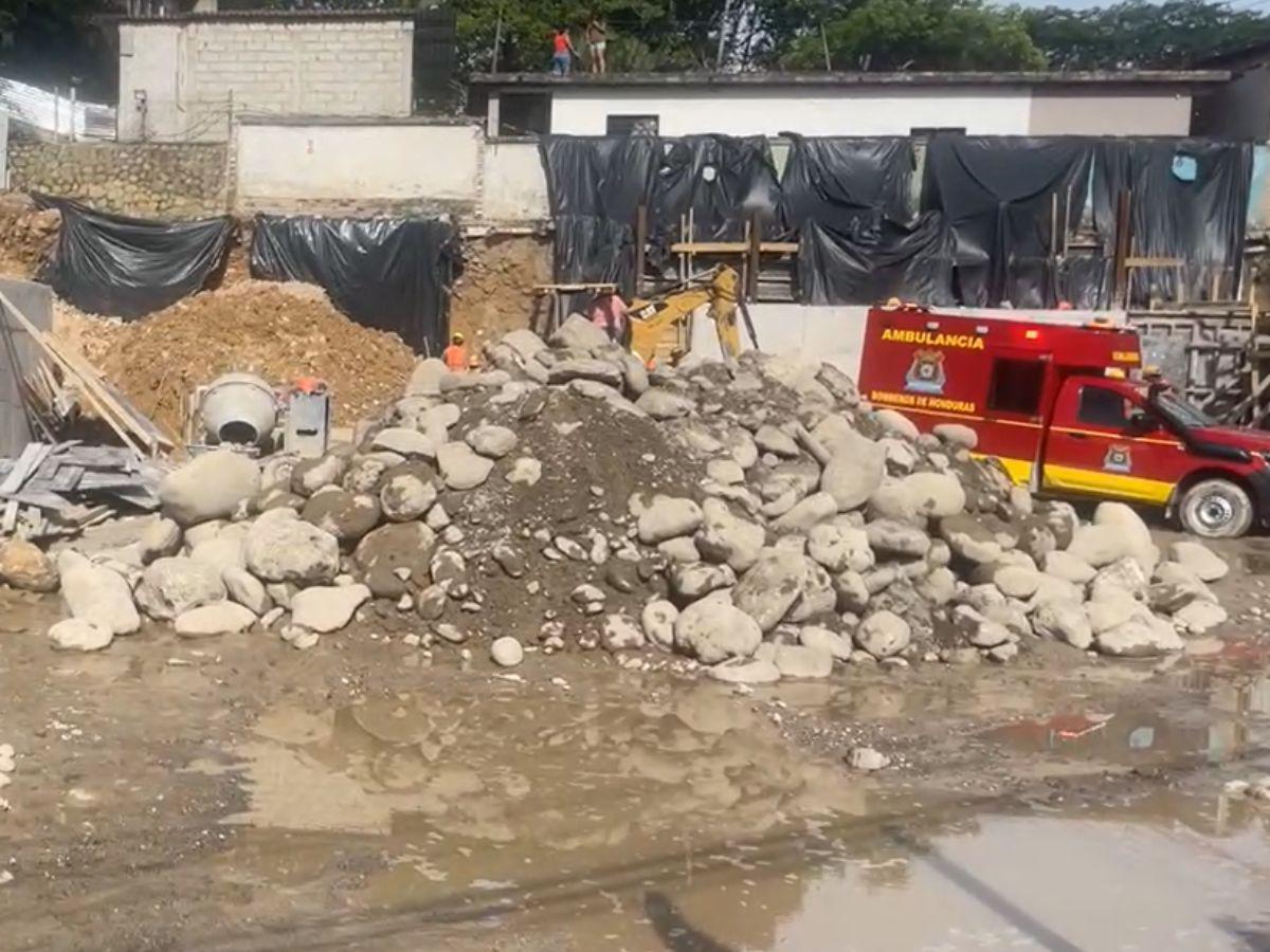 Tres personas quedan soterradas en Gracias, Lempira; confirman muerte de un obrero