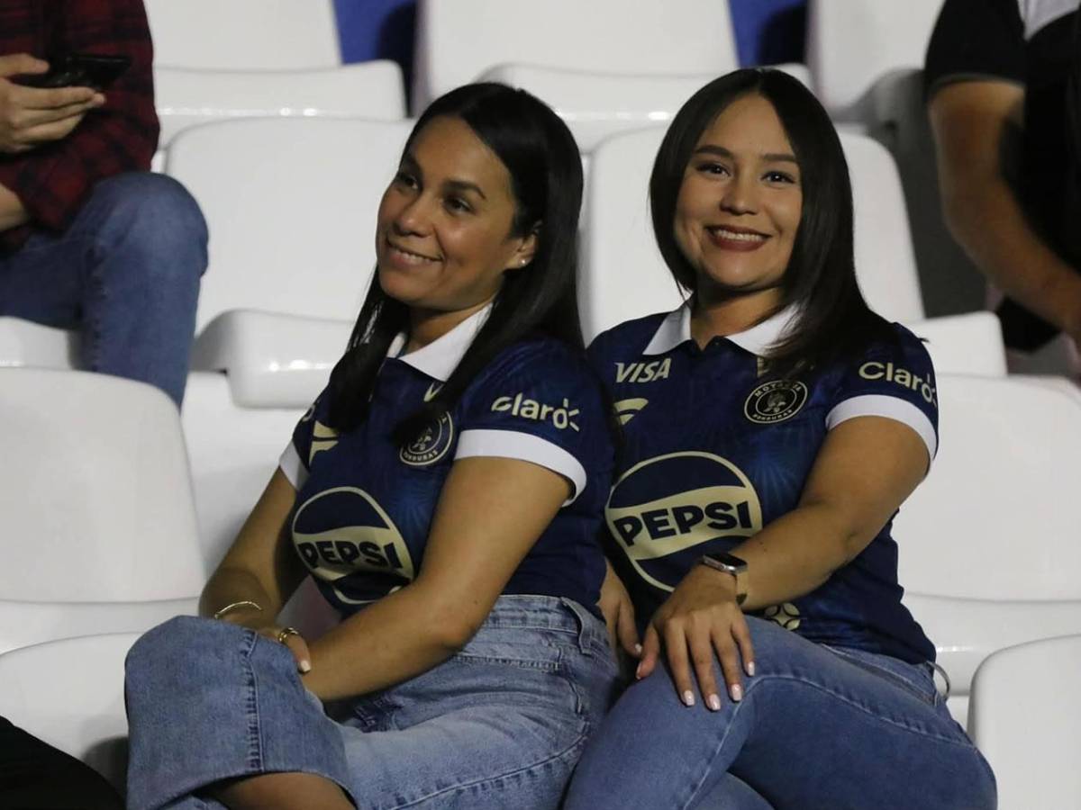 La fiesta de Motagua, el villano del Alianza, enfado con el árbitro y rubia roba miradas
