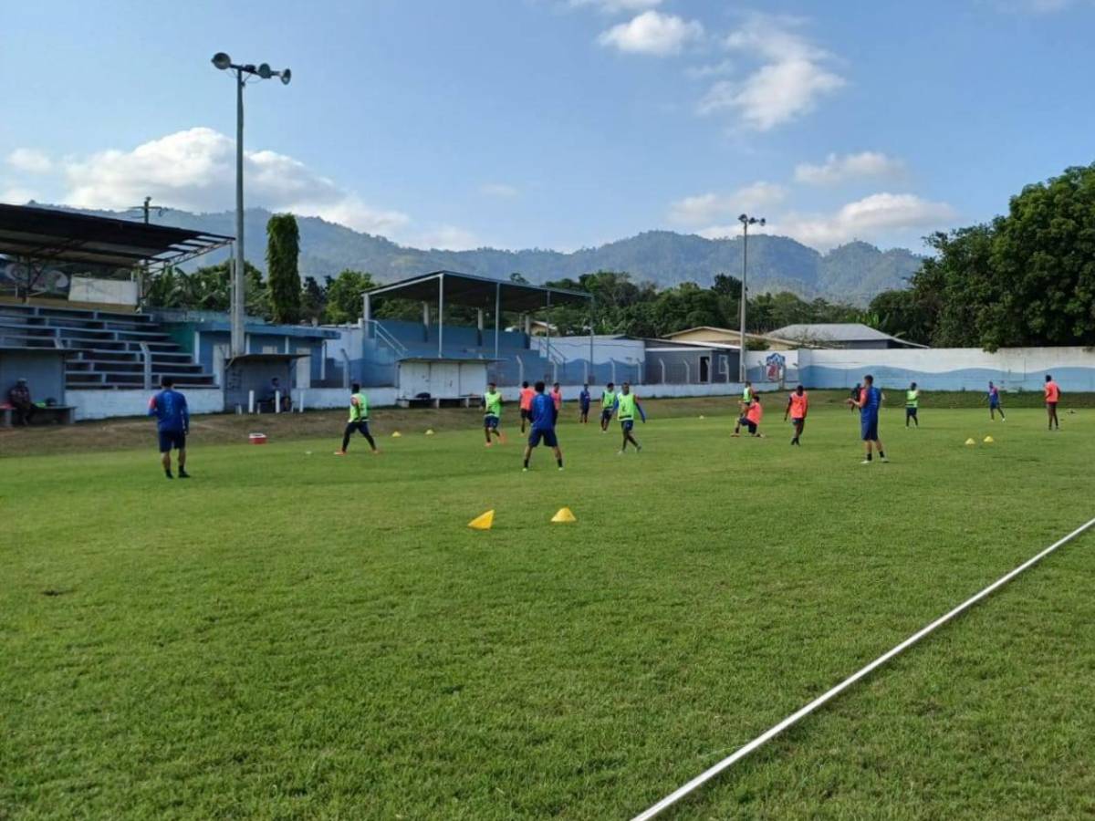 Insólito: Equipo de Honduras pide desaparecer y denuncia a cuatro futbolistas