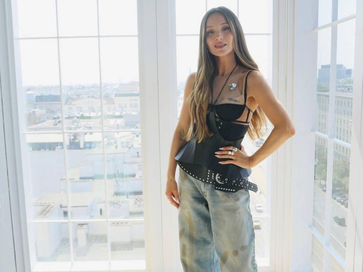 Las espectaculares y hermosas novias del clásico Real Madrid-Barcelona