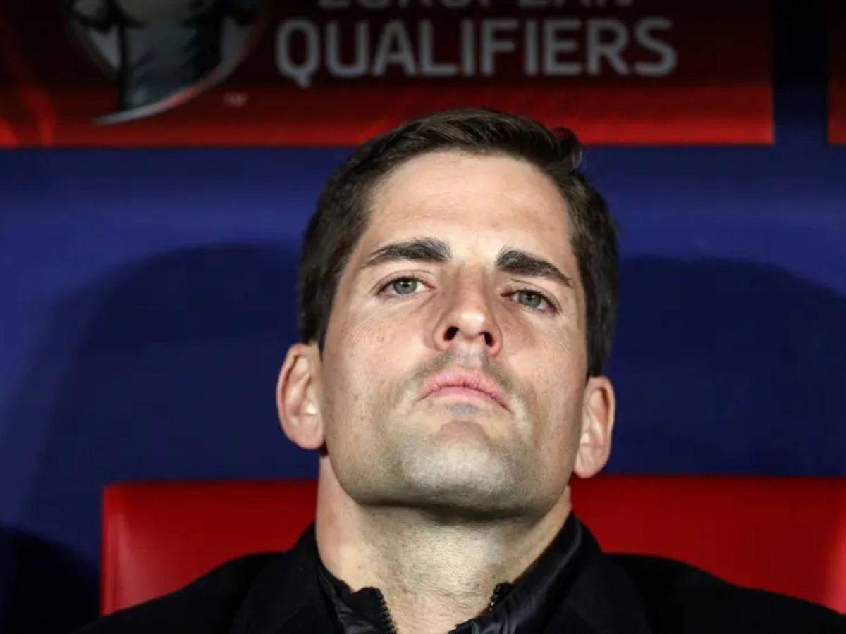 Entrenador fue despedido por utilizar IA en sus alineaciones: estuvo en el Barcelona