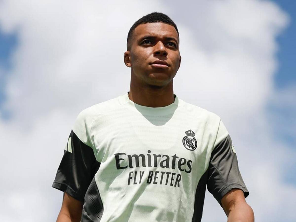 Mbappé es investigado tras pagarle a cinco policías: Esta cantidad les dio por curiosa razón