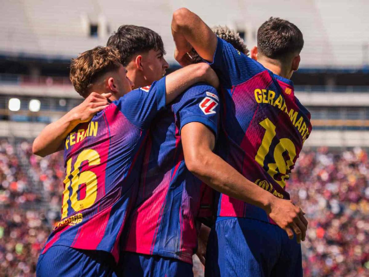 Se ofrece al Barcelona: llegaría como agente libre y revelan postura de Flick