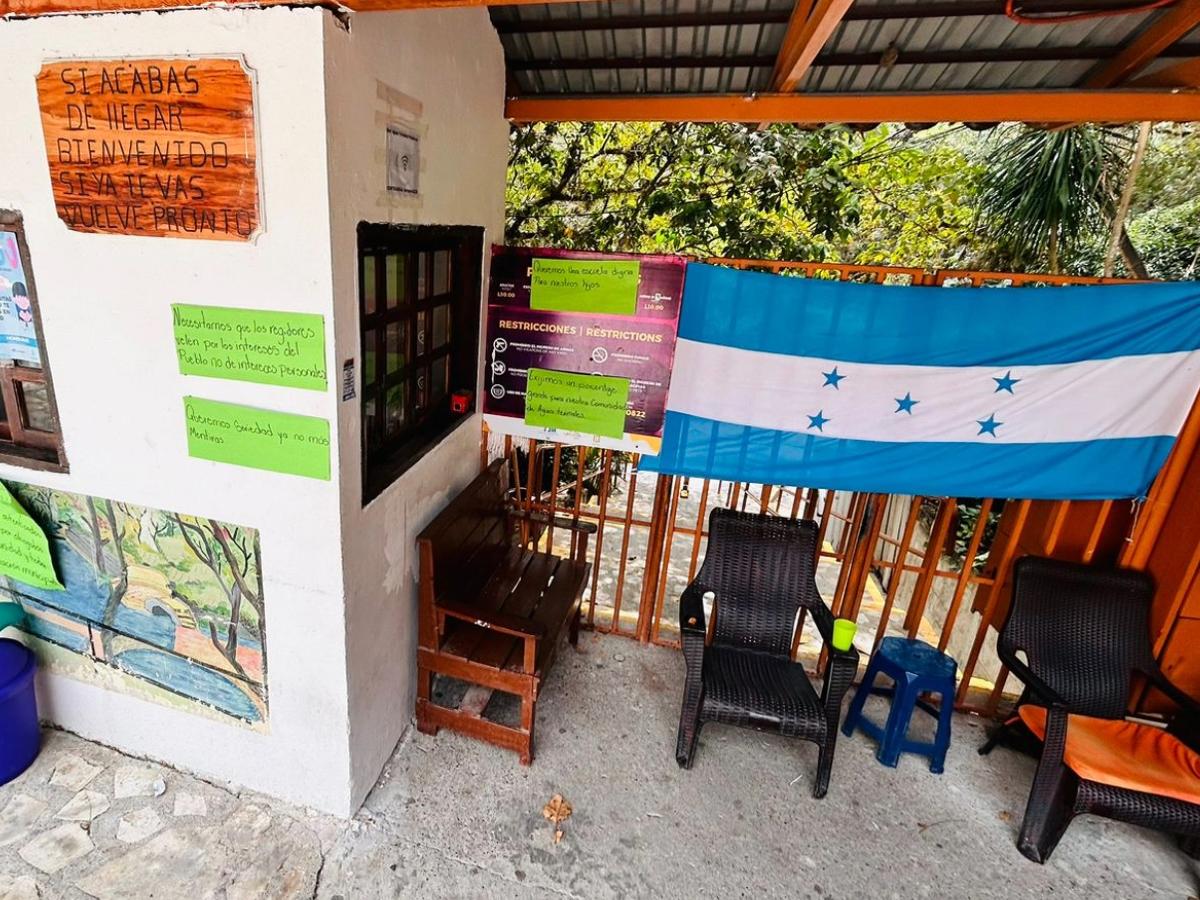 20 días después, liberan las aguas termales de Gracias