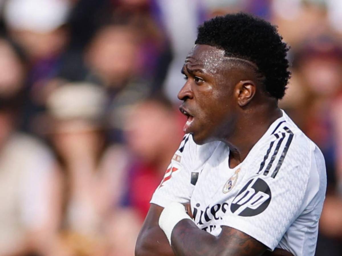 Vinicius recibe duro golpe del Real Madrid: Amenaza con irse a inédito lugar