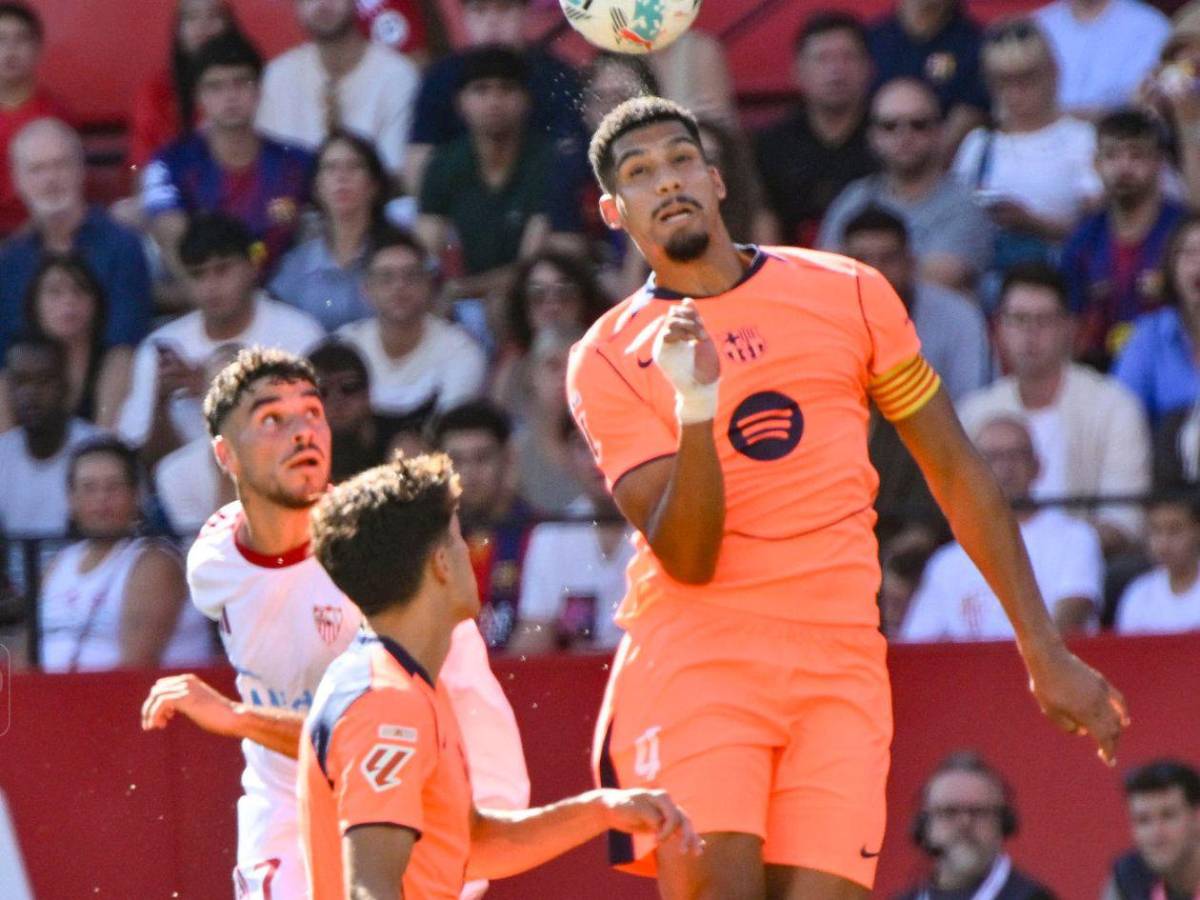 El Barcelona vivió pesadilla, polémica, increíble fallo de Lewandowski y furia de Flick