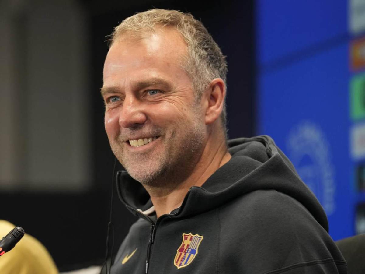 Real Madrid con nuevo técnico y tres fichajes; Barcelona lanza oferta y crack los 'rechaza'