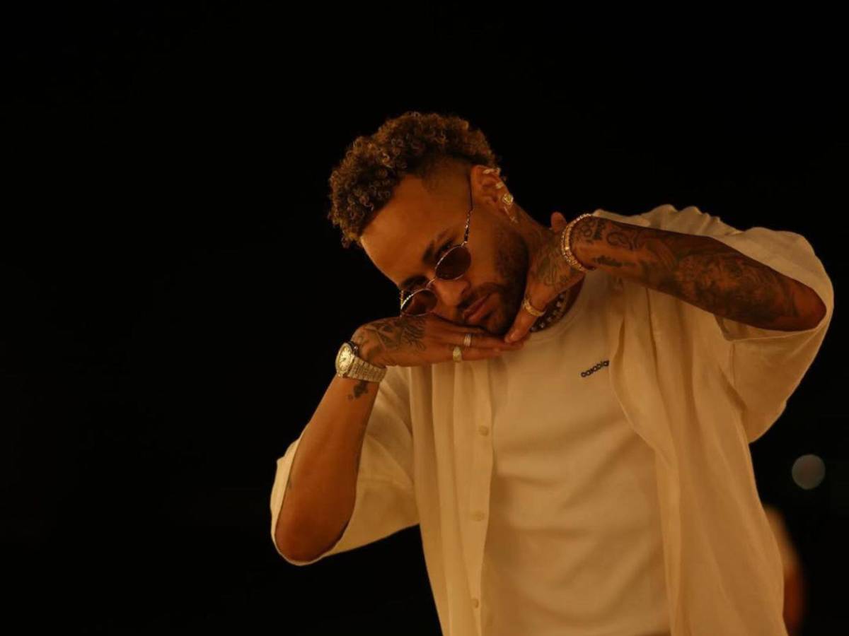 Neymar es demandado por ex empleada de una de sus mansiones en Brasil