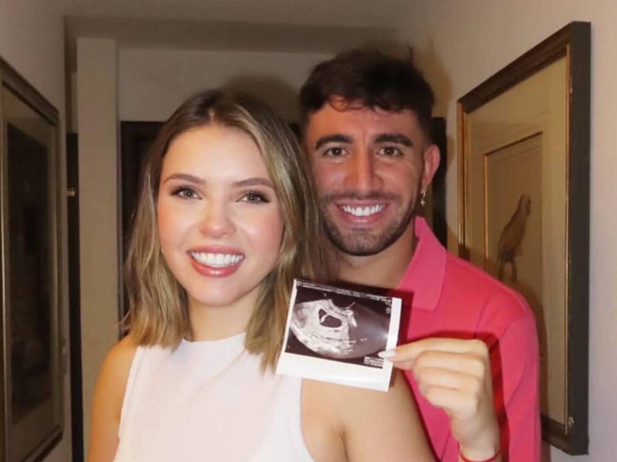 Modelo hondureña recibe propuesta de matrimonio de famoso goleador: Así reaccionó
