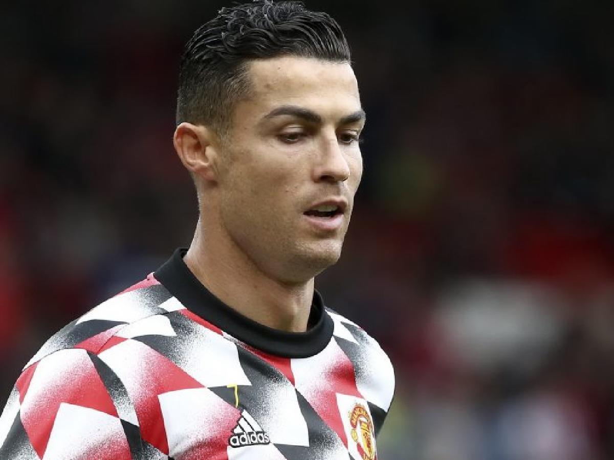 “Cristiano Ronaldo me adoptó, no gastamos nada; yo dormía en las camillas”