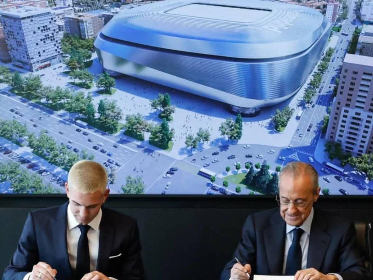 Presentación de Mastantuono, su dorsal y el error que cometió el Real Madrid