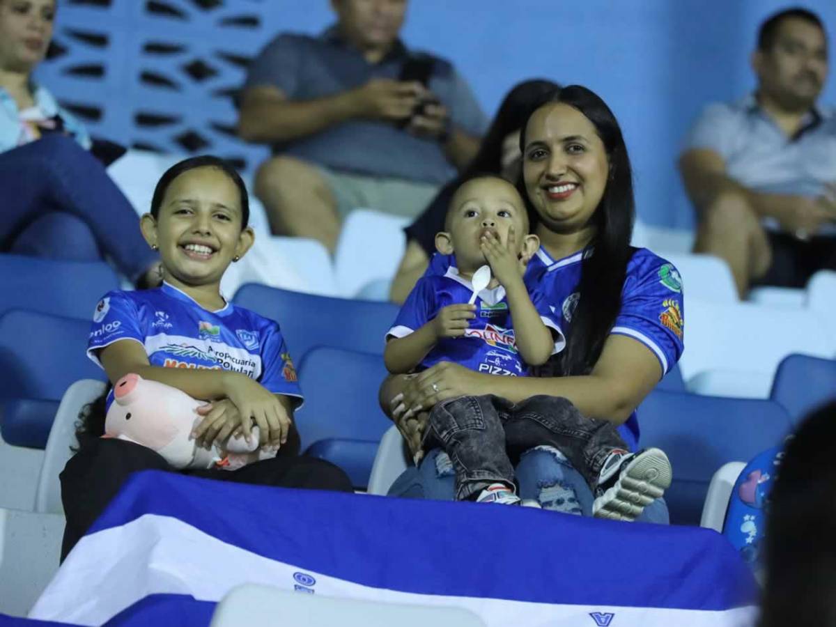 El 'niño' del Victoria que castigó a Olimpia, Espinel frustrado y ¿quién es la sexy colocha?