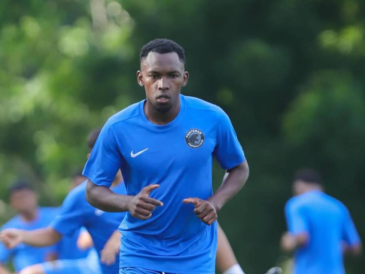 Exfutbolista sobre Alberth Elis: Me ofreció un carro  y no me lo ha dado