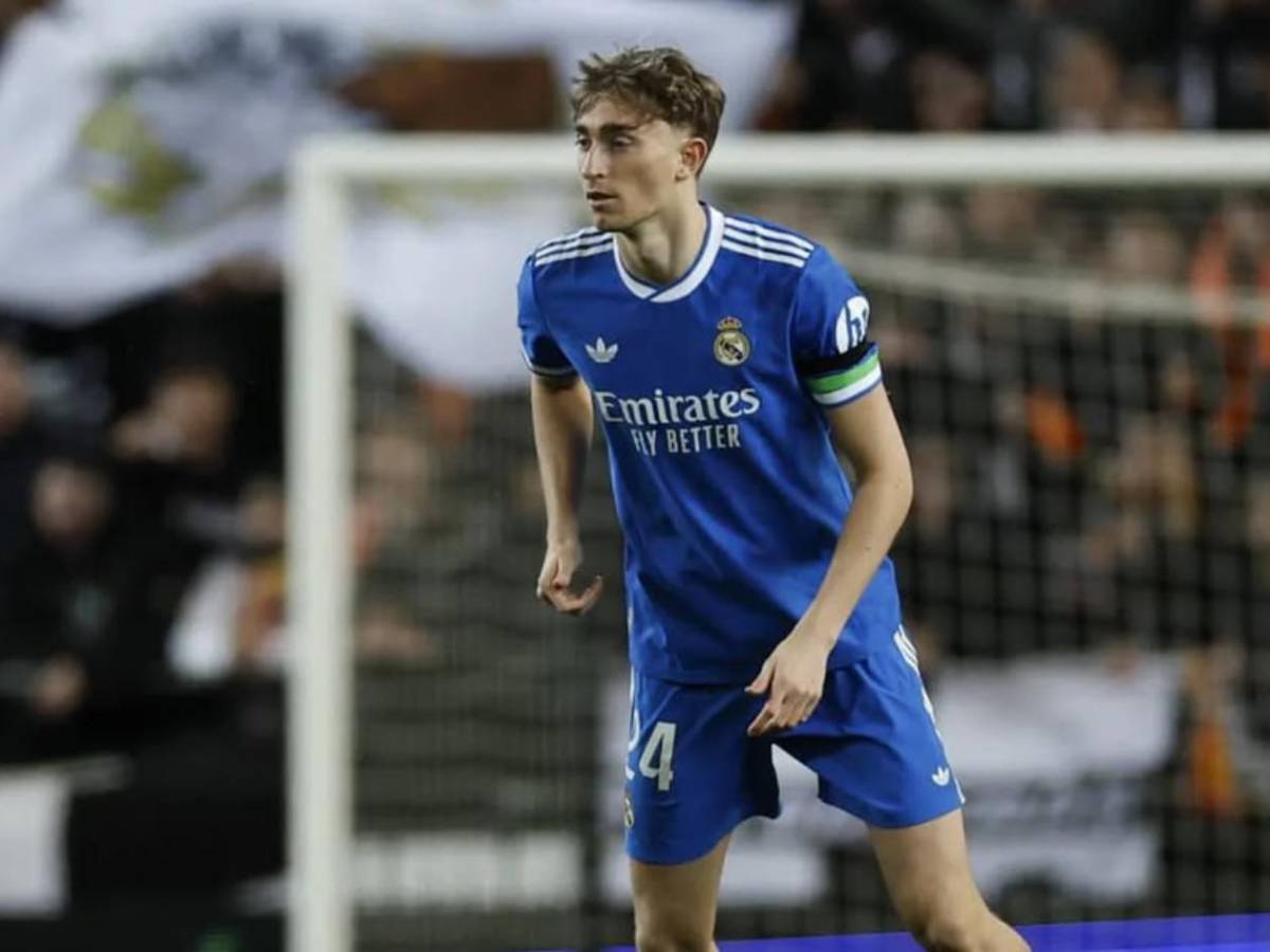 Rechaza al Barcelona por Real Madrid; Manchester podría ir por hondureño y Modric decide