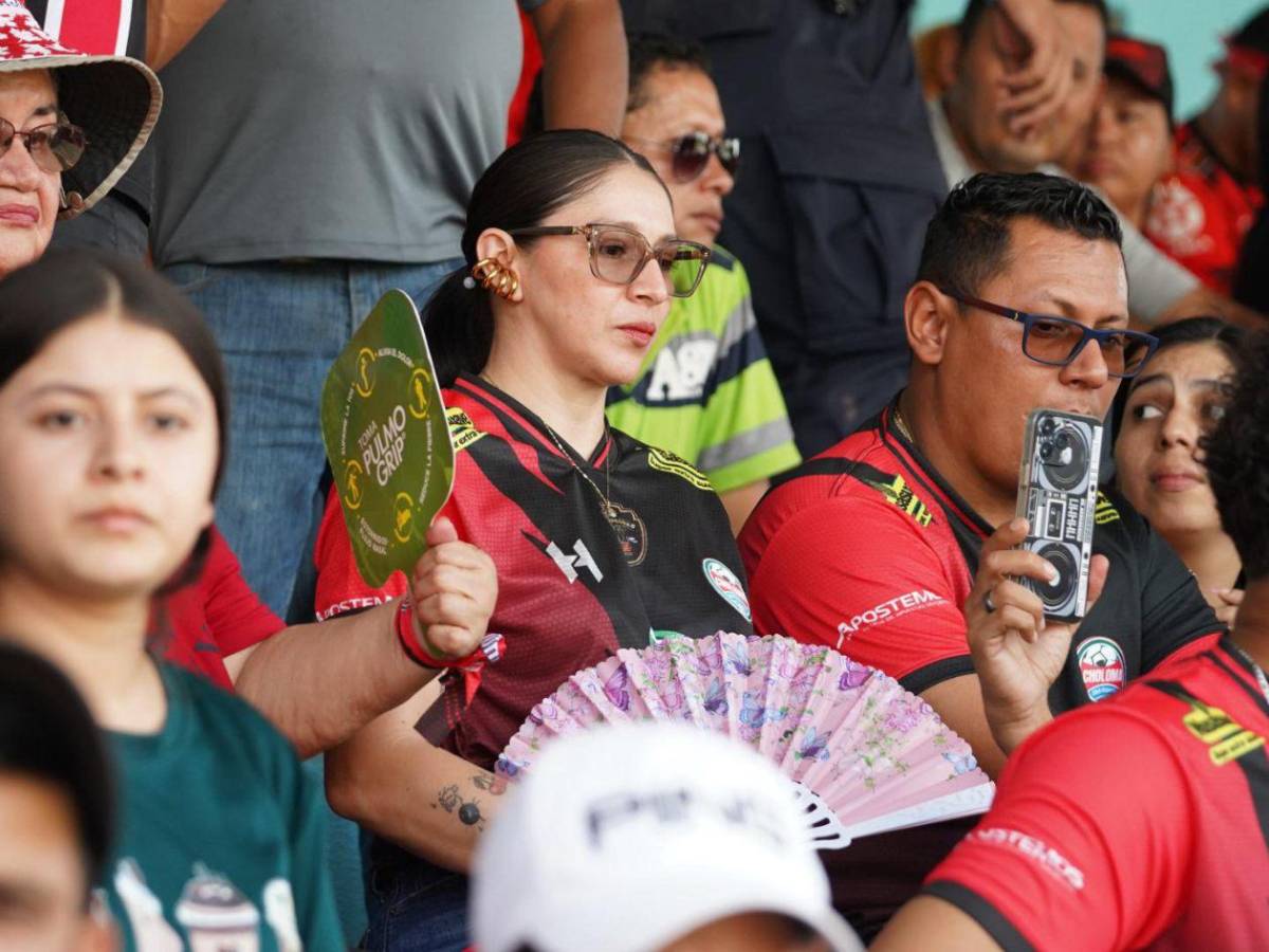 Chicas roban suspiros en la final y ambientazo para el Choloma-Independiente