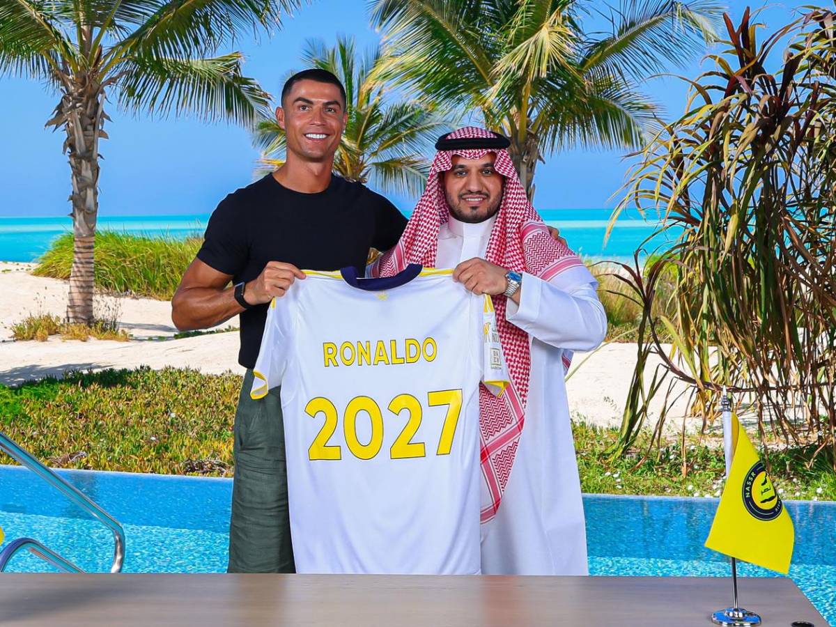 El próximo fichaje de Barcelona tras Nico, Cristiano firma el contrato de su vida y lío Mbappé