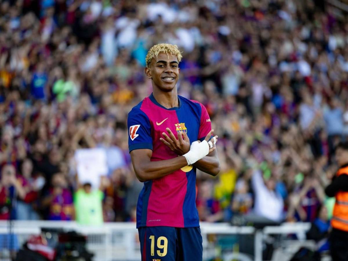 Barcelona festeja los títulos ante su afición, show de Lamine y Gavi presume a su novia