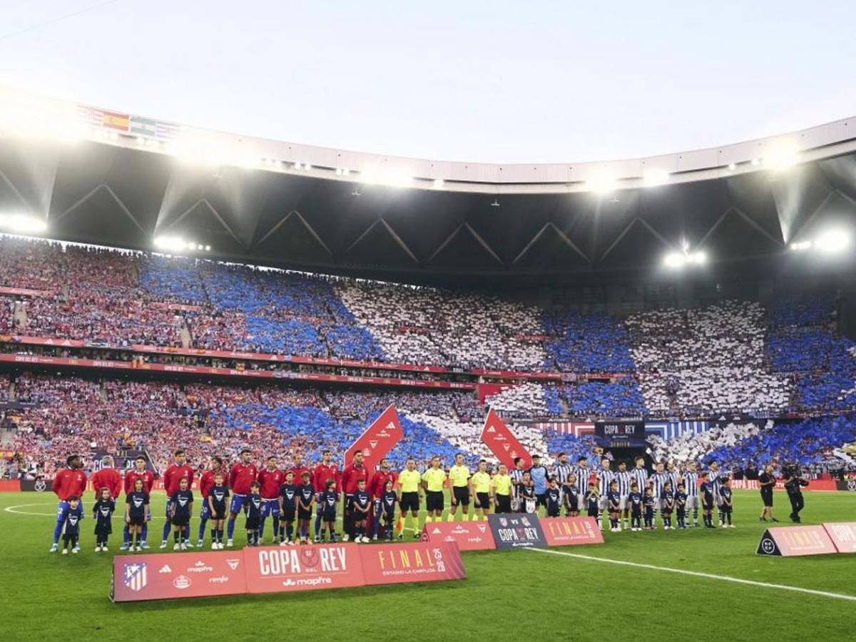 Simeone hundido, Griezmann con triste final y 'madridista' festeja la Copa del Rey