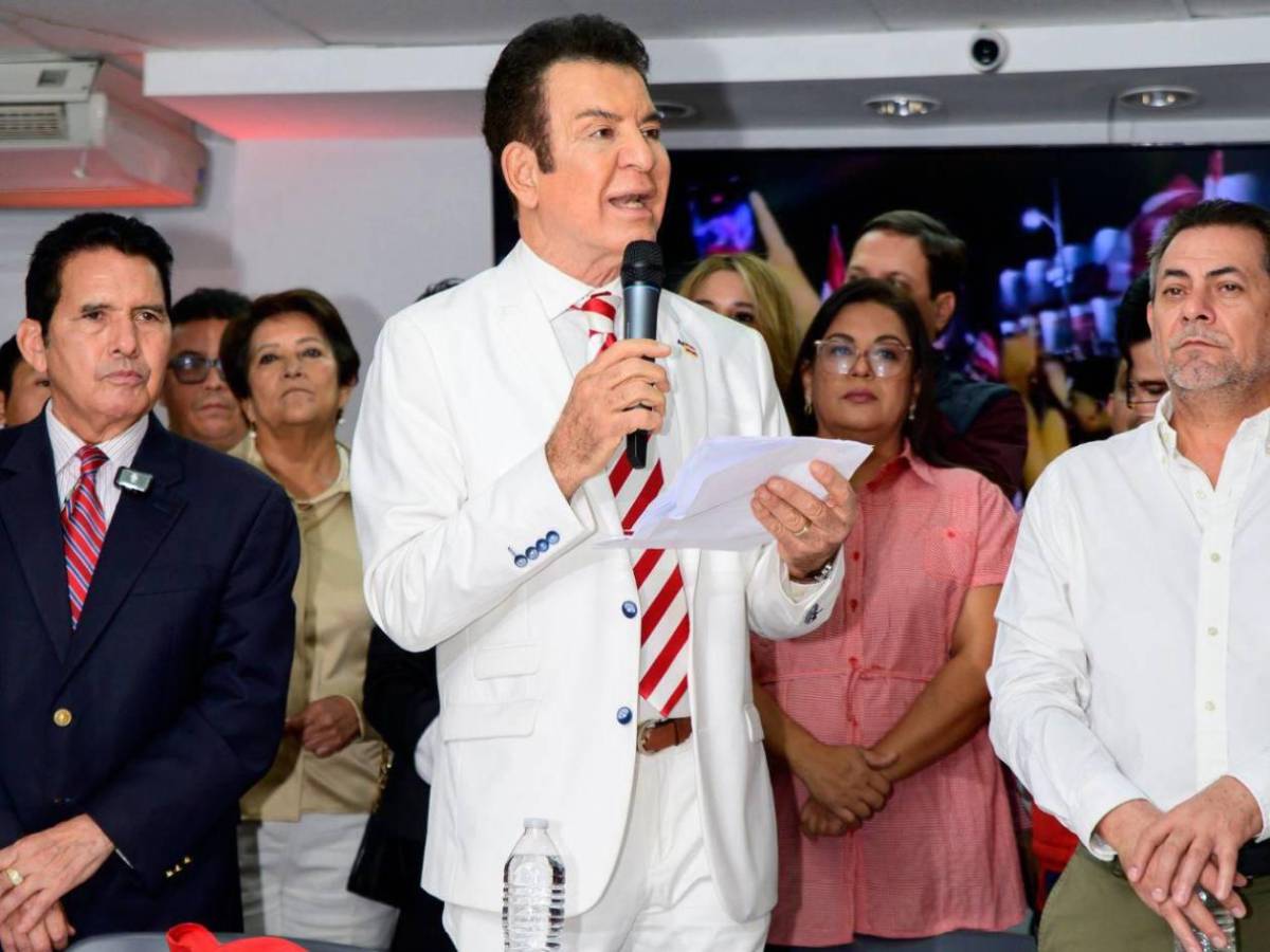 Nasralla descarta alianza: Le llevo 400 mil votos de ventaja a Asfura y a la otra señora