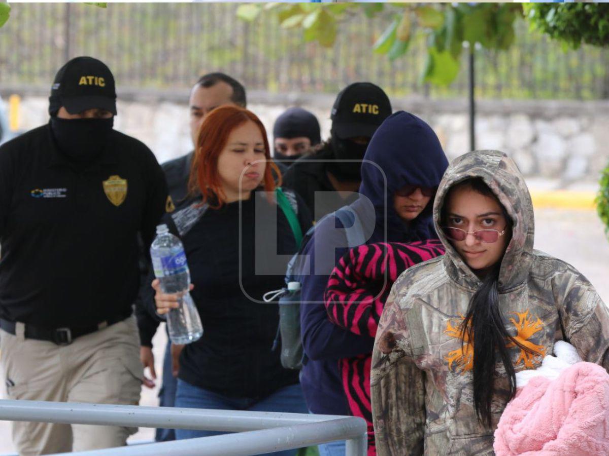 Así llegaron los primeros exfuncionarios capturados por el caso Sedesol